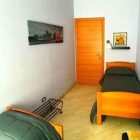 Couette-café Catania Inn Rooms 2*