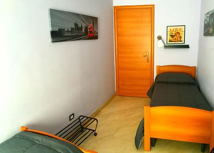 Panzió Catania Inn Rooms 4*